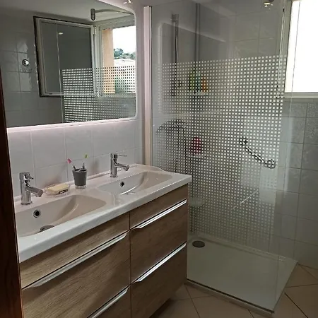 Sous Le Soleil De Rousse * LʼÎle-Rousse