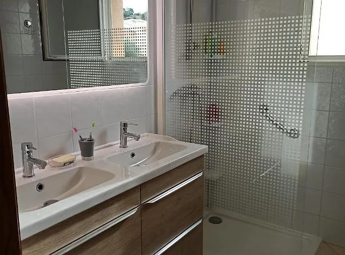 Sous Le Soleil De Rousse * L'Ile-Rousse (Corsica)