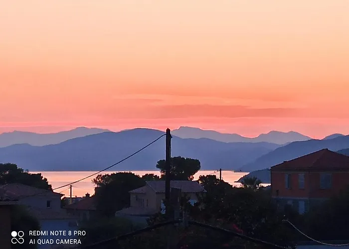 Sous Le Soleil De Rousse Apartment L'Ile-Rousse (Corsica)