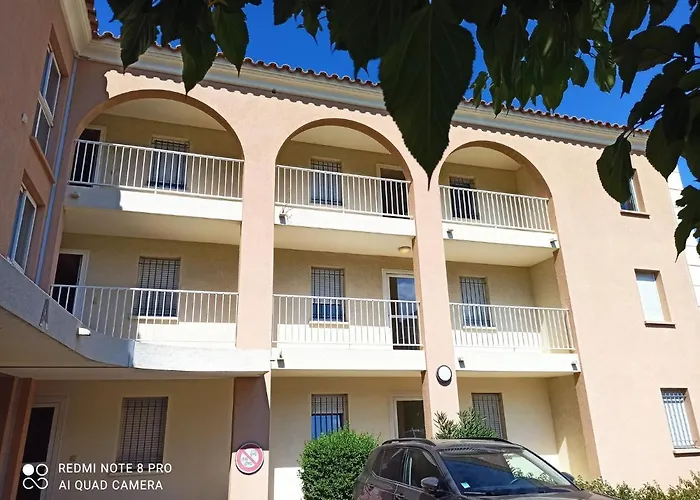 Sous Le Soleil De Rousse * L'Ile-Rousse (Corsica)