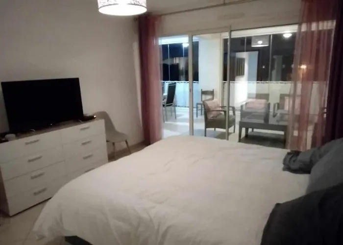 Sous Le Soleil De Rousse